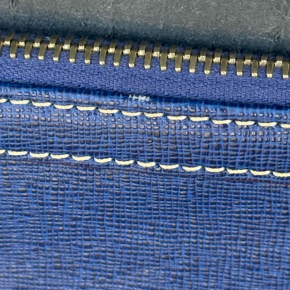 Dooney & Bourke Midnight Blue Pebble Grain Leather Wristlet - Picture 4 of 9
